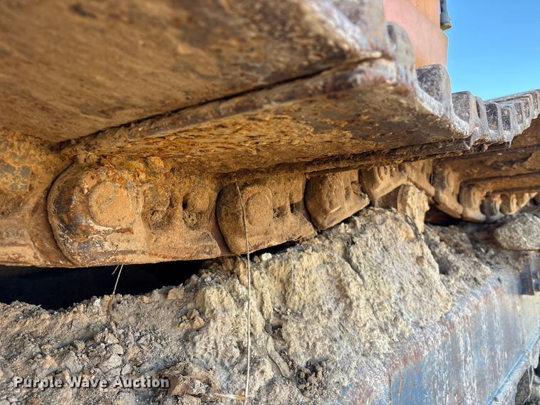 image for item EA7193 2012 Doosan DX350LC-3 excavator