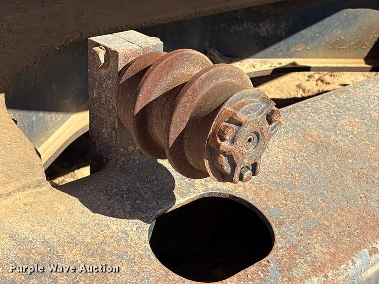 image for item EA7193 2012 Doosan DX350LC-3 excavator