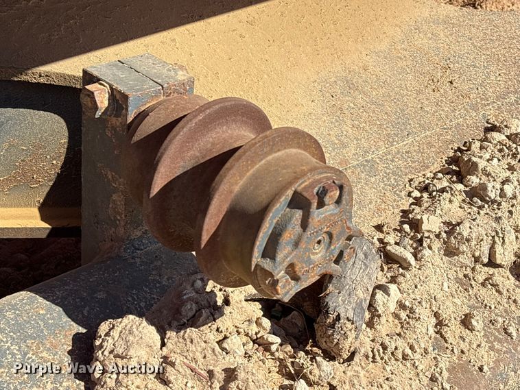 image for item EA7193 2012 Doosan DX350LC-3 excavator