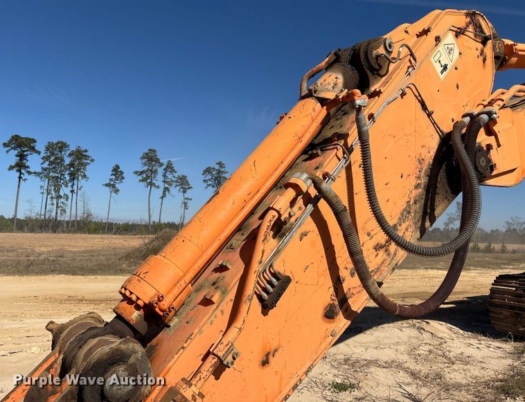 image for item EA7194 2012 Doosan DX350LC-3 excavator