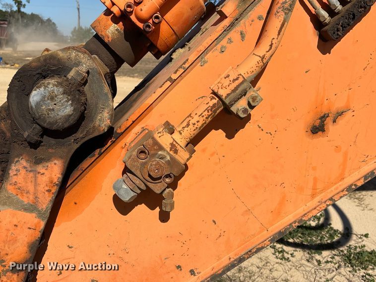 image for item EA7194 2012 Doosan DX350LC-3 excavator