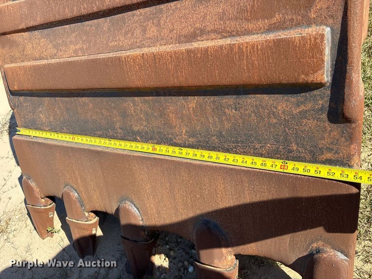 image for item EA7194 2012 Doosan DX350LC-3 excavator