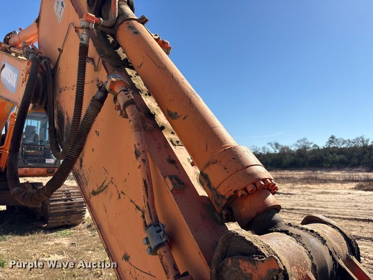 image for item EA7194 2012 Doosan DX350LC-3 excavator