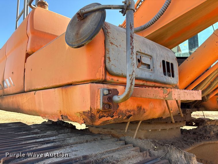 image for item EA7194 2012 Doosan DX350LC-3 excavator