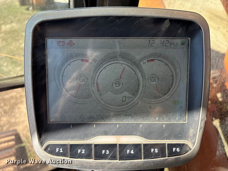 image for item EA7194 2012 Doosan DX350LC-3 excavator