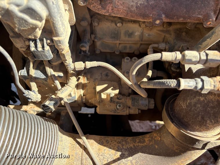 image for item EA7194 2012 Doosan DX350LC-3 excavator