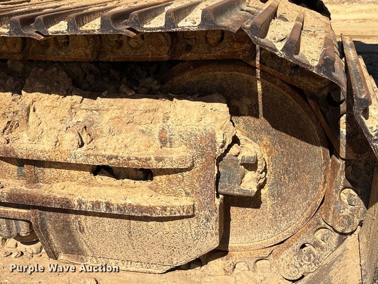 image for item EA7194 2012 Doosan DX350LC-3 excavator