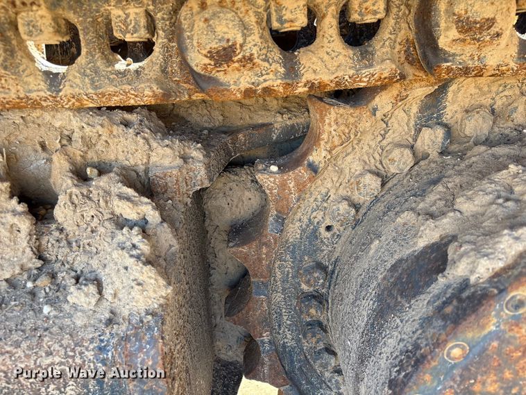 image for item EA7194 2012 Doosan DX350LC-3 excavator