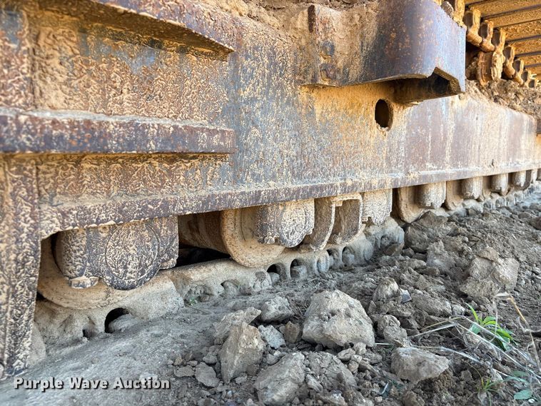 image for item EA7194 2012 Doosan DX350LC-3 excavator