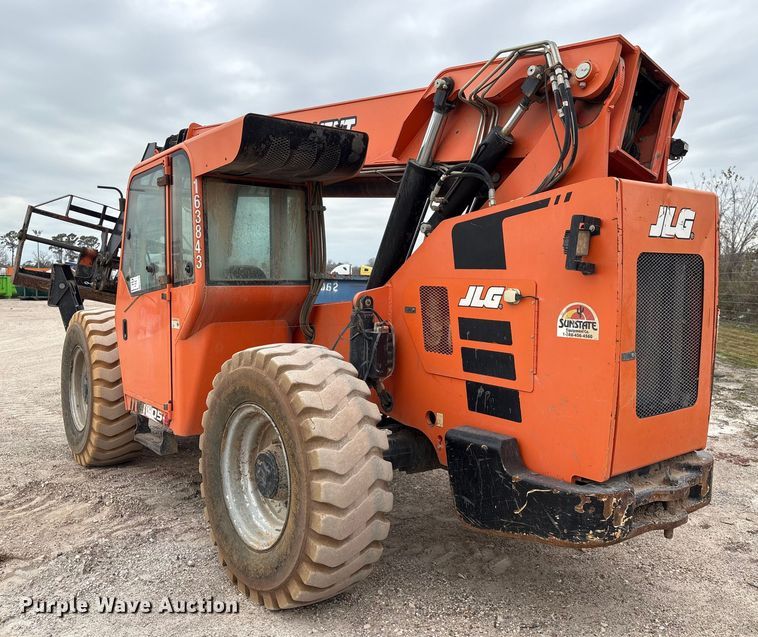 image for item EA7195 2017 JLG 10054 telehandler