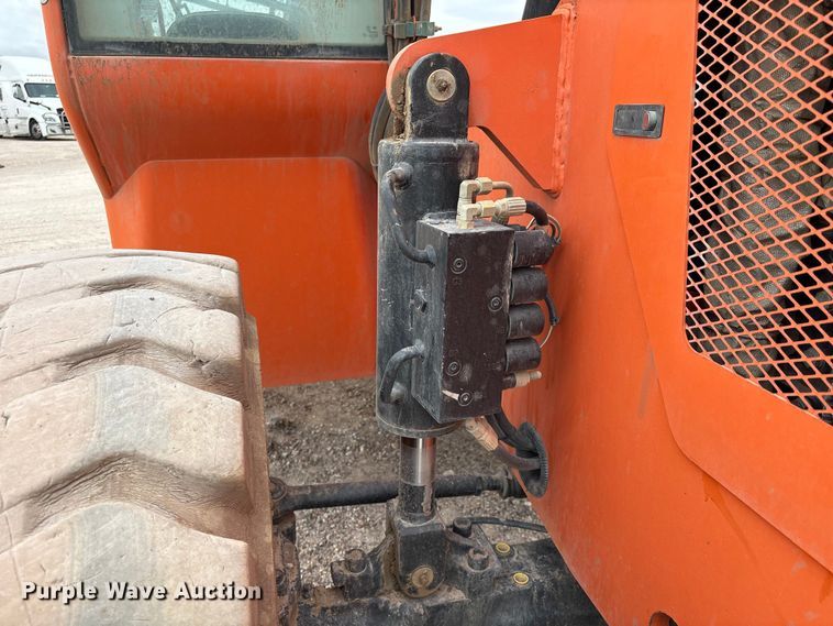 image for item EA7195 2017 JLG 10054 telehandler