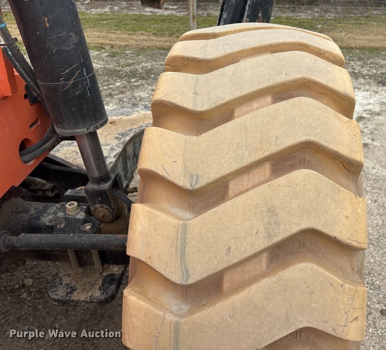 image for item EA7195 2017 JLG 10054 telehandler