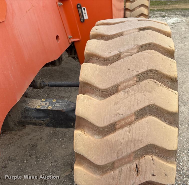 image for item EA7195 2017 JLG 10054 telehandler