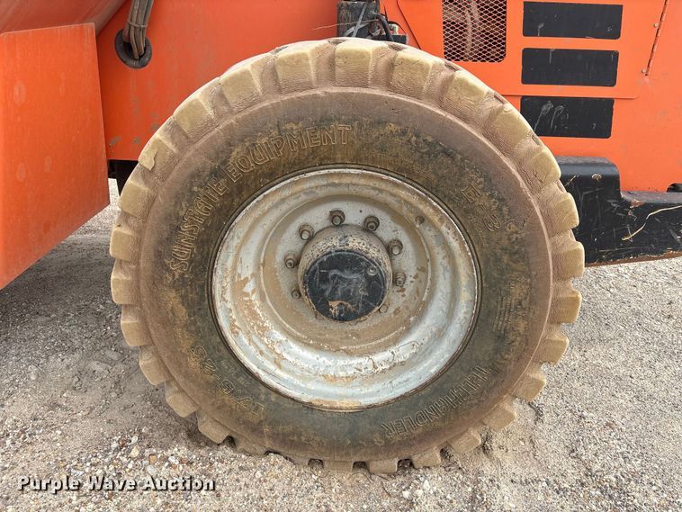 image for item EA7195 2017 JLG 10054 telehandler