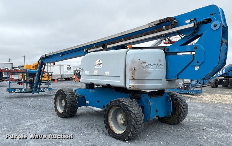 image for item EA7212 2015 Genie Z-80/60 boom lift