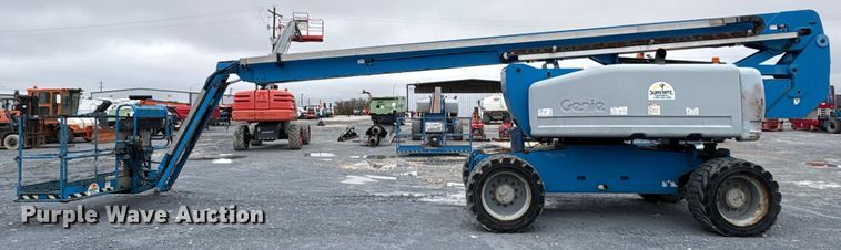 image for item EA7212 2015 Genie Z-80/60 boom lift