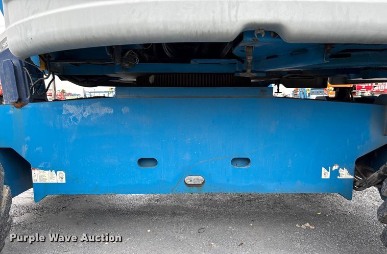 image for item EA7212 2015 Genie Z-80/60 boom lift