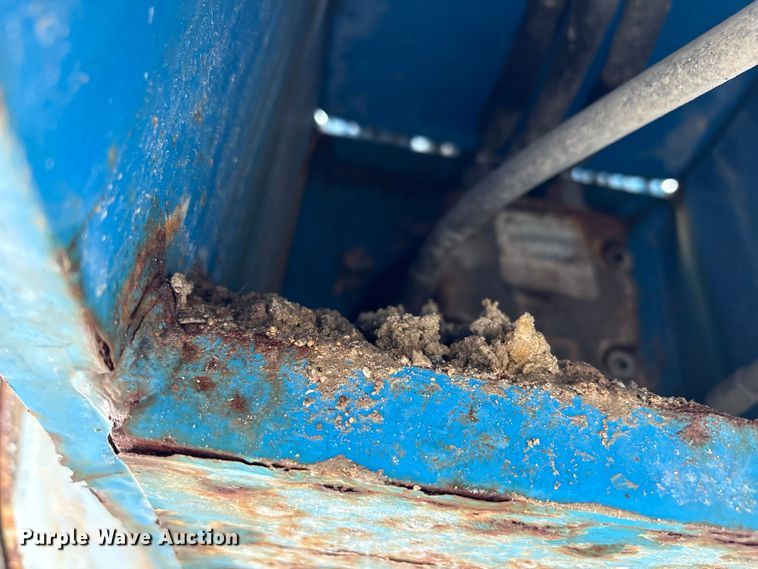 image for item EA7212 2015 Genie Z-80/60 boom lift