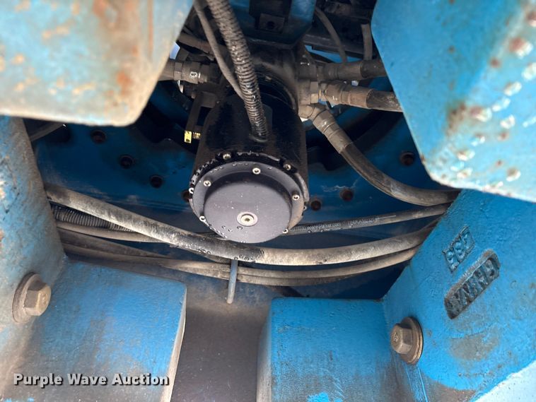 image for item EA7212 2015 Genie Z-80/60 boom lift