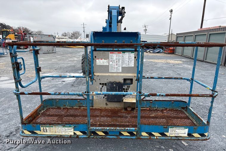 image for item EA7212 2015 Genie Z-80/60 boom lift