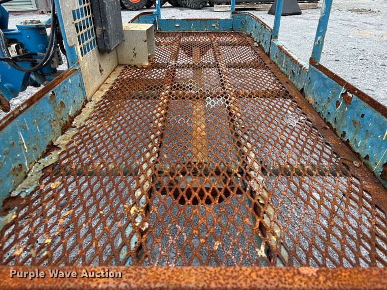 image for item EA7212 2015 Genie Z-80/60 boom lift