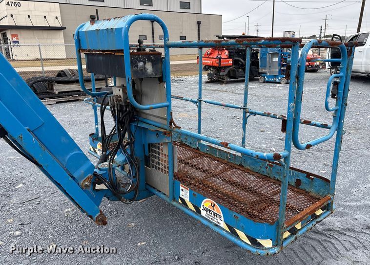 image for item EA7212 2015 Genie Z-80/60 boom lift