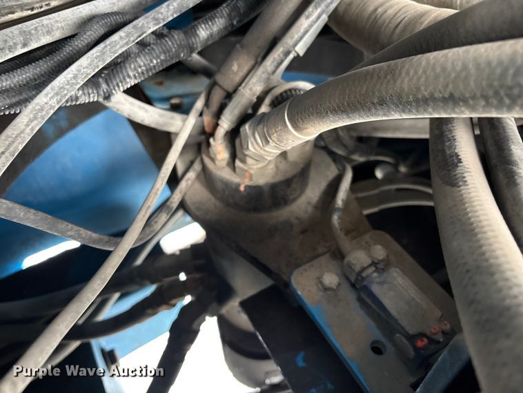 image for item EA7212 2015 Genie Z-80/60 boom lift