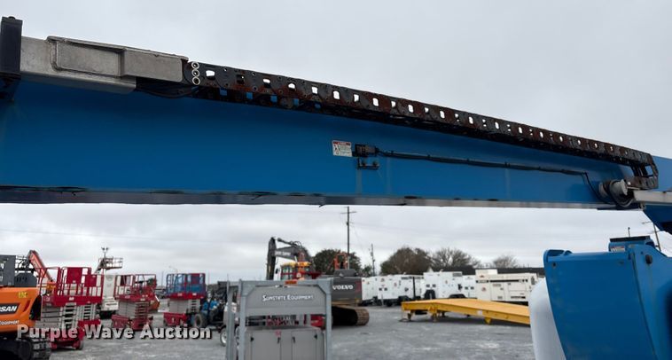 image for item EA7212 2015 Genie Z-80/60 boom lift