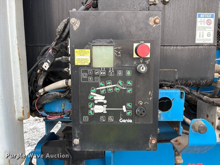 image for item EA7212 2015 Genie Z-80/60 boom lift