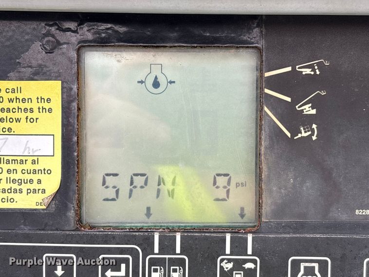 image for item EA7212 2015 Genie Z-80/60 boom lift