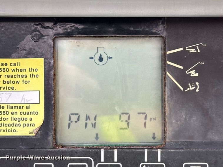 image for item EA7212 2015 Genie Z-80/60 boom lift