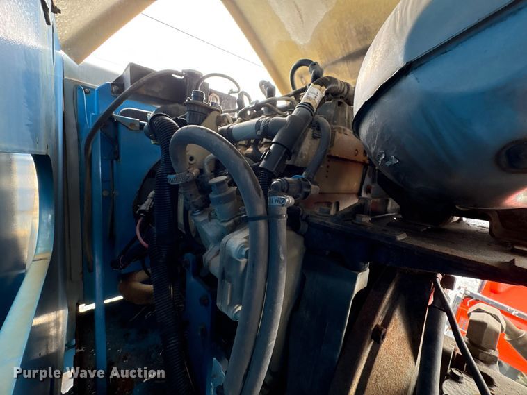 image for item EA7212 2015 Genie Z-80/60 boom lift