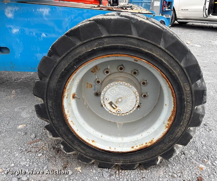 image for item EA7212 2015 Genie Z-80/60 boom lift