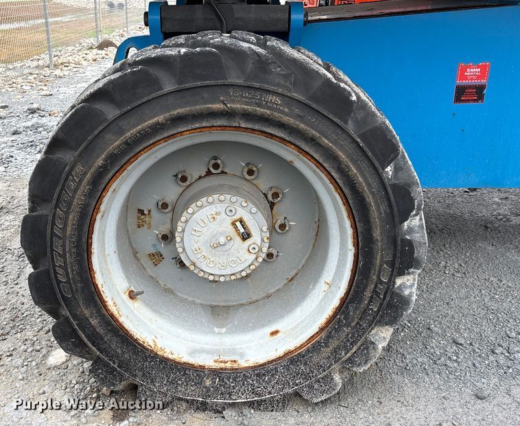 image for item EA7212 2015 Genie Z-80/60 boom lift