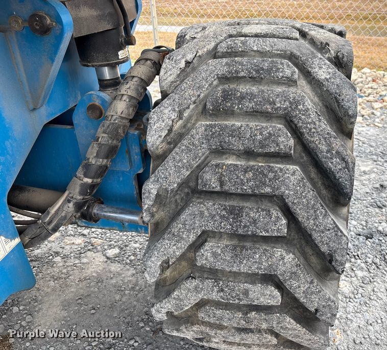 image for item EA7212 2015 Genie Z-80/60 boom lift