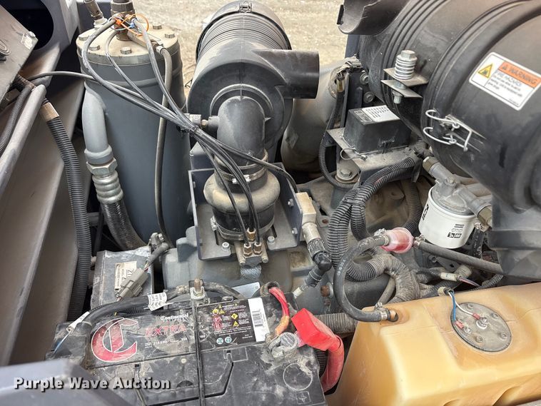 image for item EA7919 2018 Atlas XAS185KD7t4UR-7CW air compressor