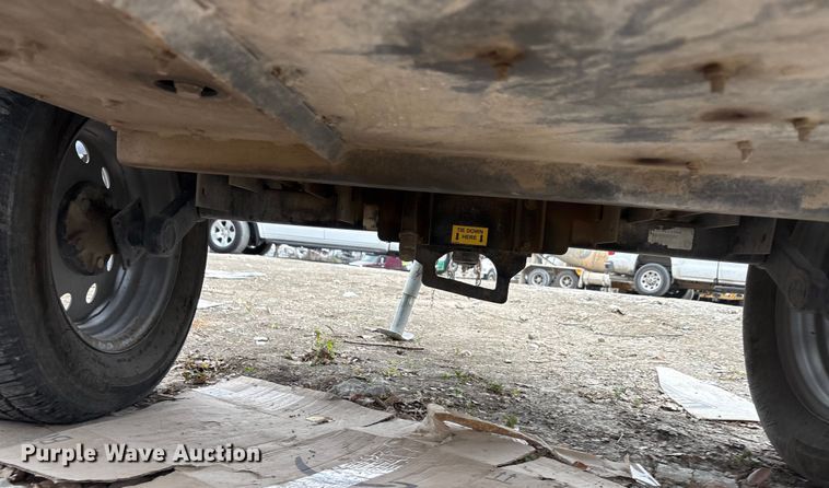 image for item EA7919 2018 Atlas XAS185KD7t4UR-7CW air compressor