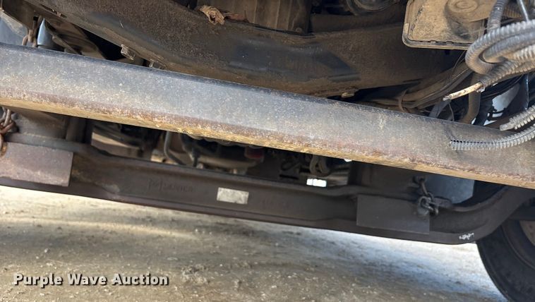 image for item EA7921 2009 Chevrolet C5500 Crew Cab utility / service truck