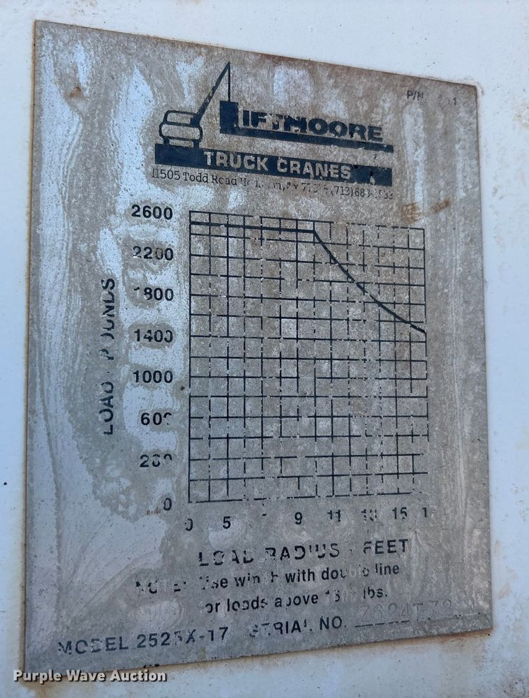 image for item EA7921 2009 Chevrolet C5500 Crew Cab utility / service truck