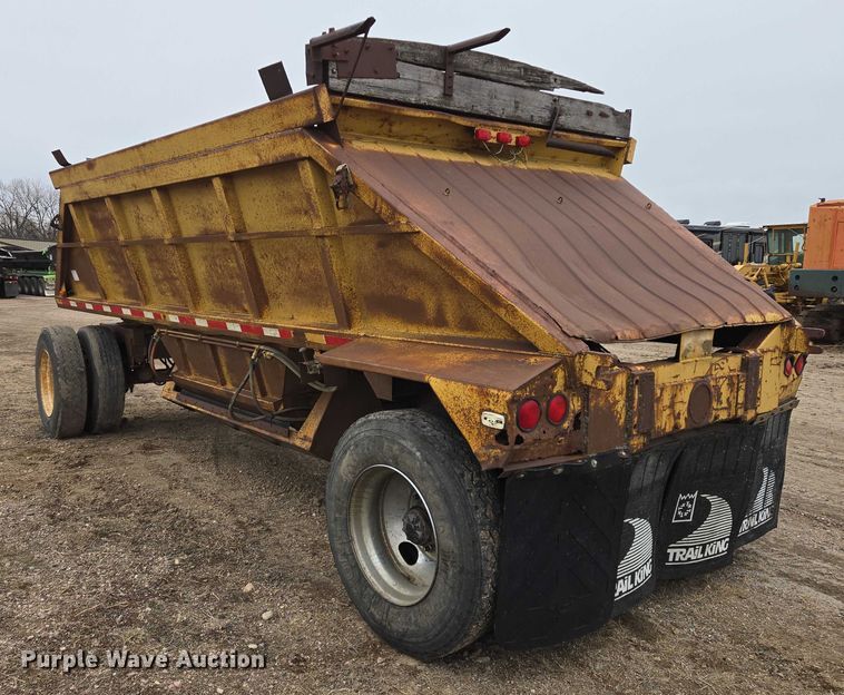 image for item EB1232 1980 Fruehauf bottom dump pup trailer