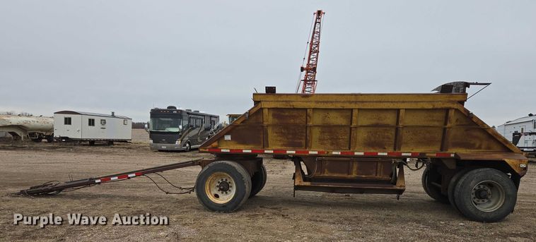 image for item EB1232 1980 Fruehauf bottom dump pup trailer