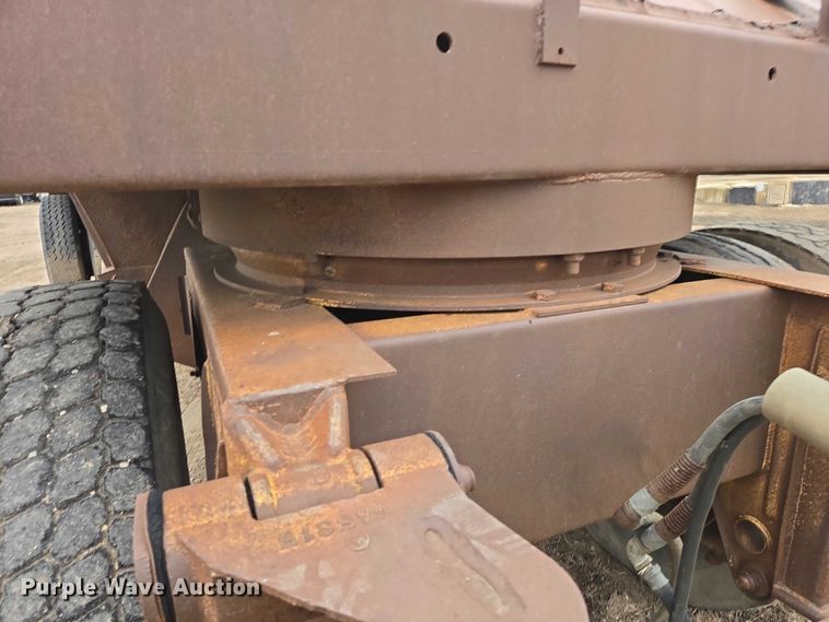 image for item EB1232 1980 Fruehauf bottom dump pup trailer