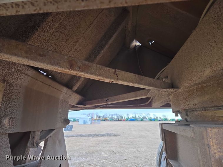 image for item EB1232 1980 Fruehauf bottom dump pup trailer