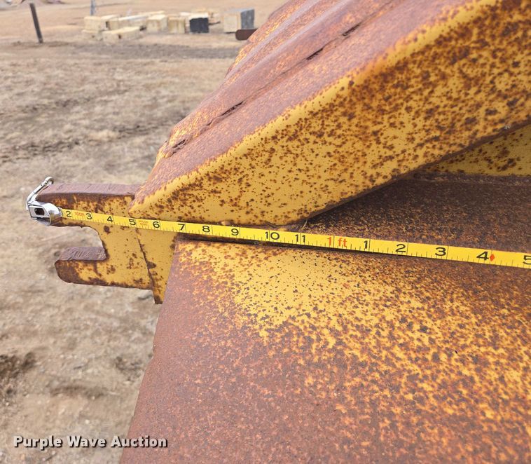 image for item EB1232 1980 Fruehauf bottom dump pup trailer