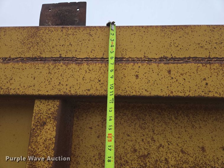 image for item EB1232 1980 Fruehauf bottom dump pup trailer