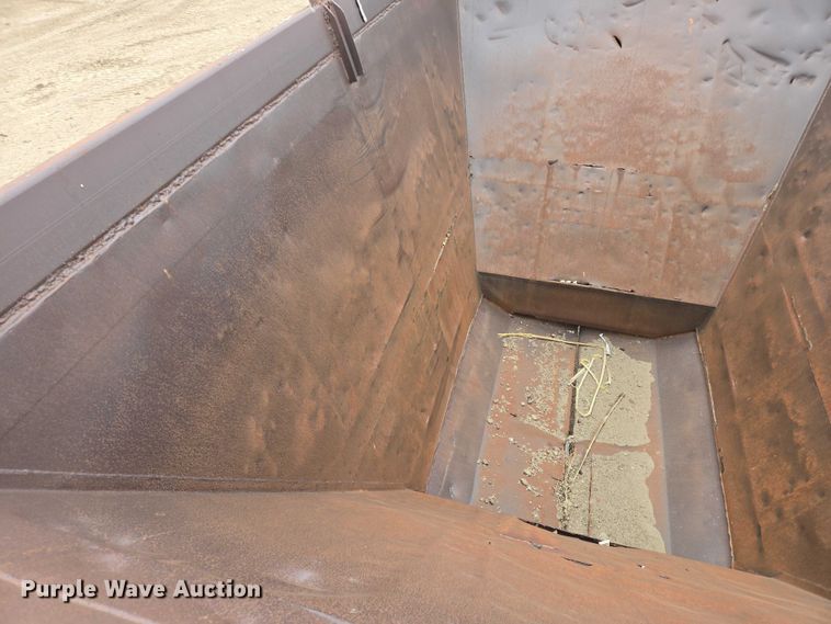 image for item EB1232 1980 Fruehauf bottom dump pup trailer