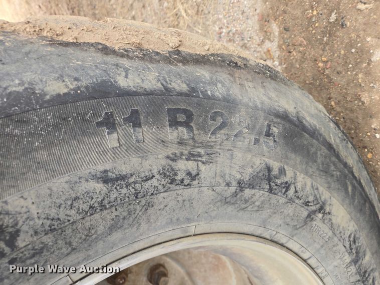 image for item EB1232 1980 Fruehauf bottom dump pup trailer