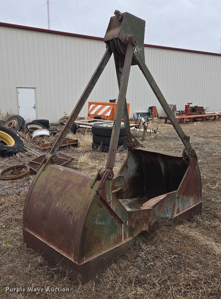 image for item EB1236 Williams 27MRLZ clamshell bucket