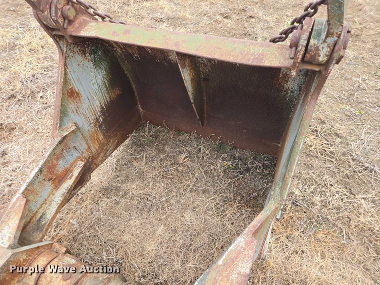 image for item EB1236 Williams 27MRLZ clamshell bucket