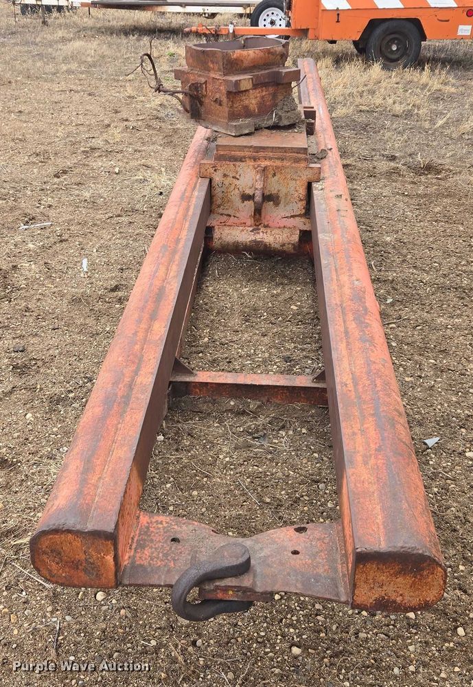 image for item EB1237  Pile driver